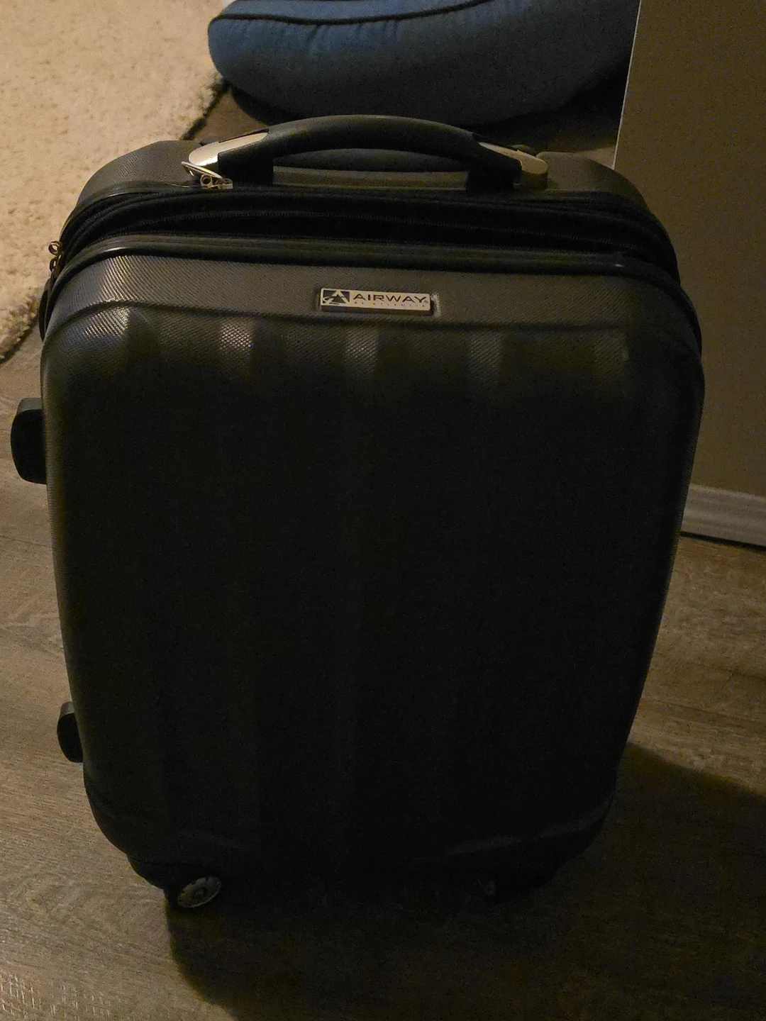 Airway Hardside Spinner Luggage