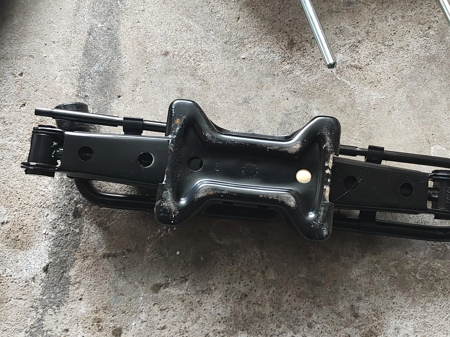 Scissor Jack with Crank Handle