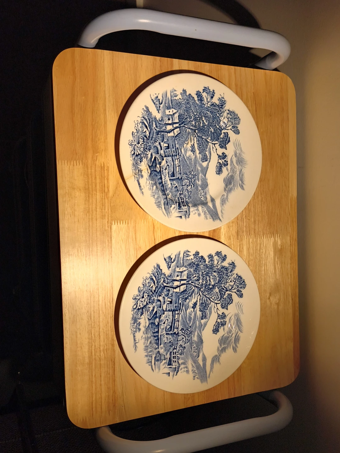 Wedgwood Countryside Plates (Set of 2)