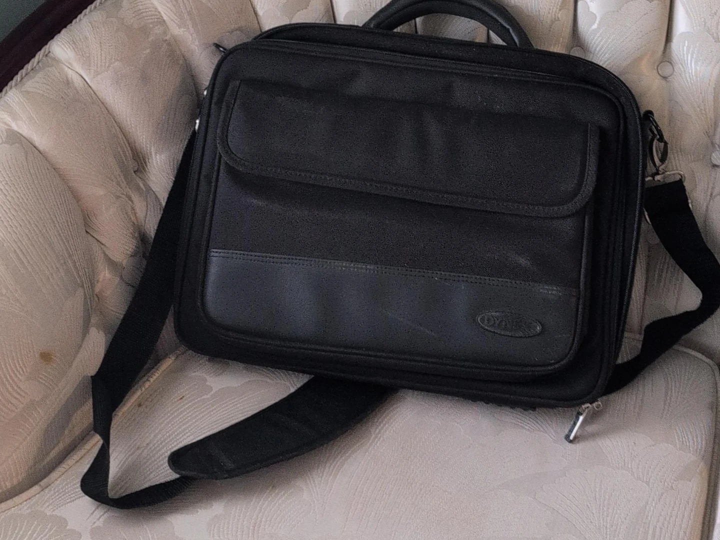 DYNA Smart Laptop Bag