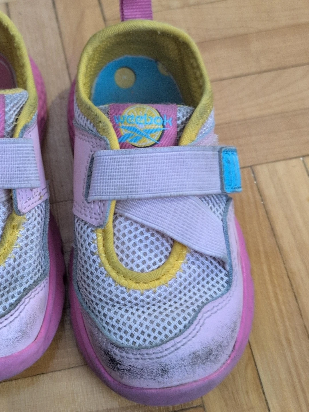 Reebok Pink Mesh Toddler Sneakers 🏆