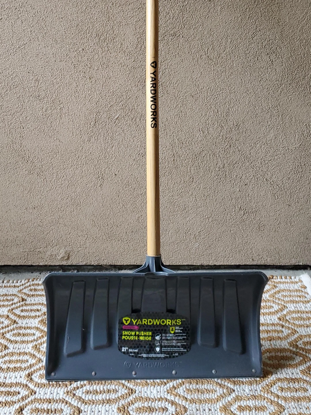 Yardworks 21" Snow Pusher