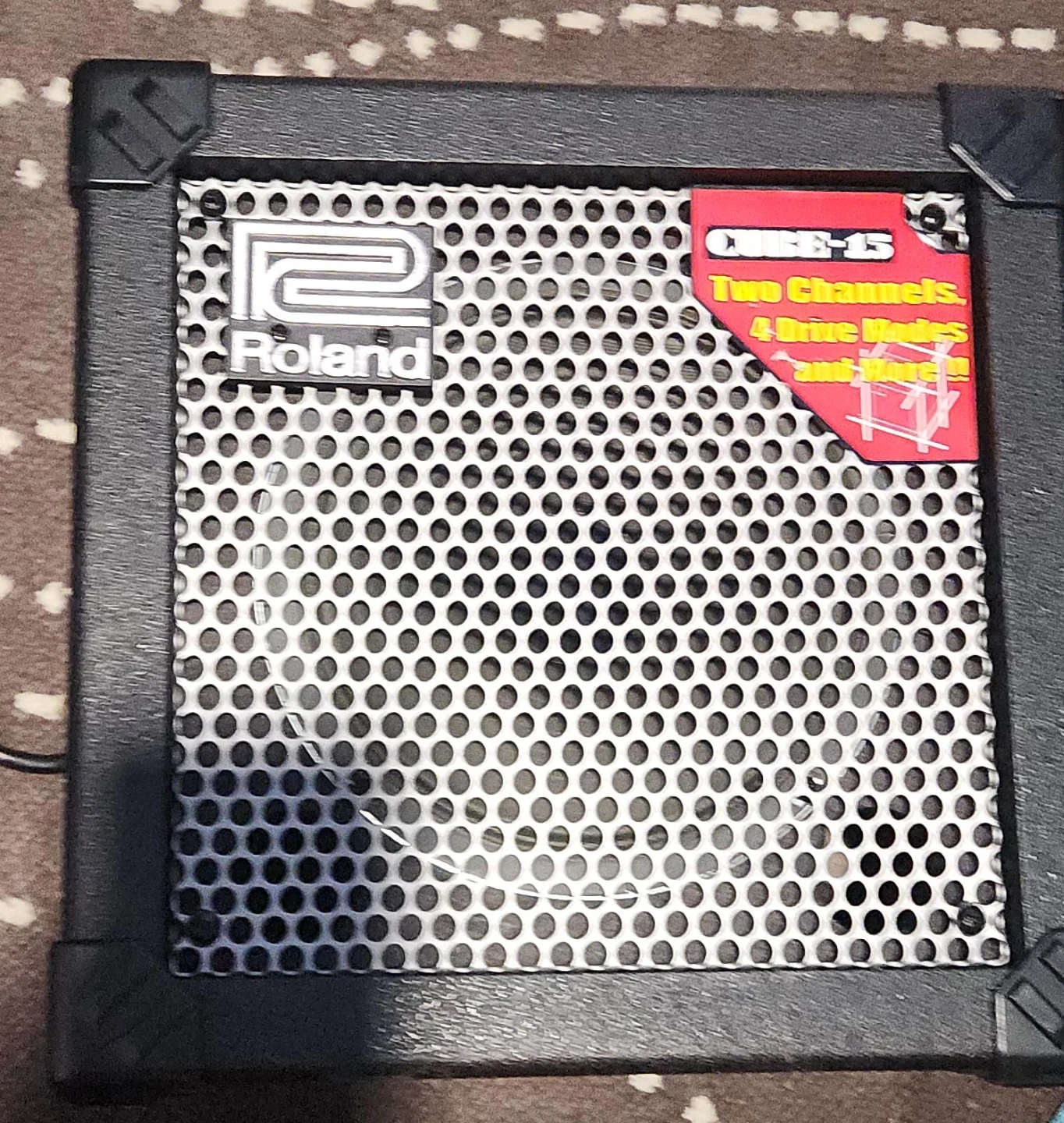 Roland CUBE-15 Guitar Amplifier
