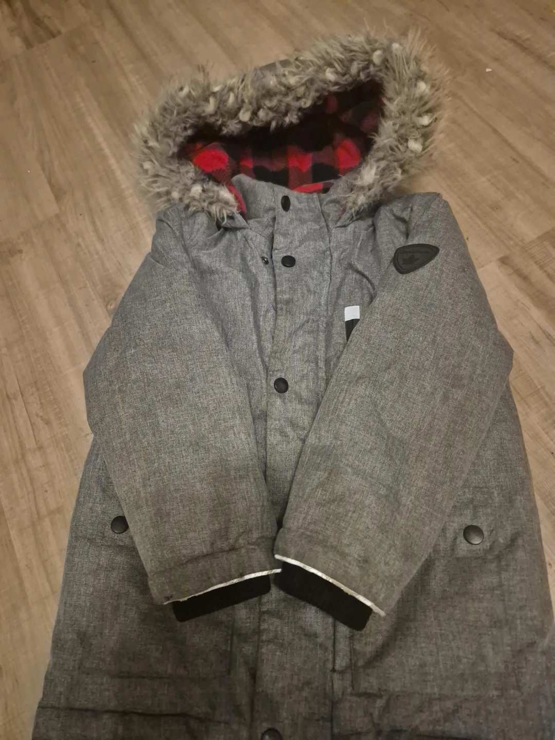 Boys Grey Parka Jacket with Faux Fur Hood🧤🥕