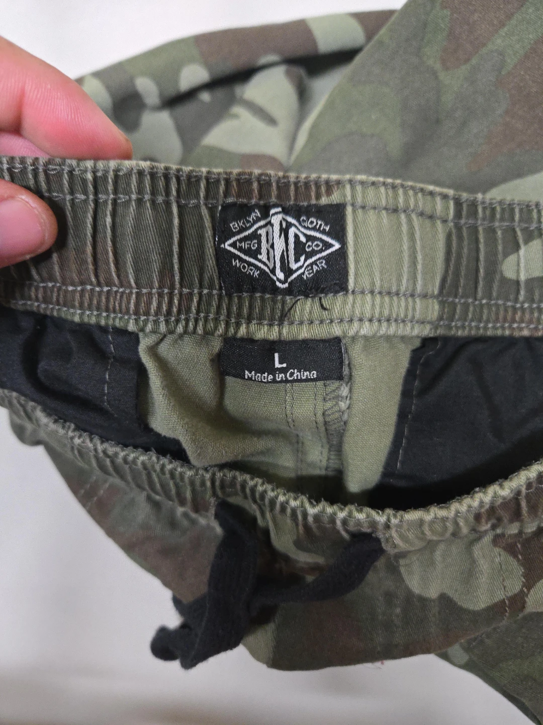 Brooklyn Cloth Co. Camo Cargo Jogger Pants Size L