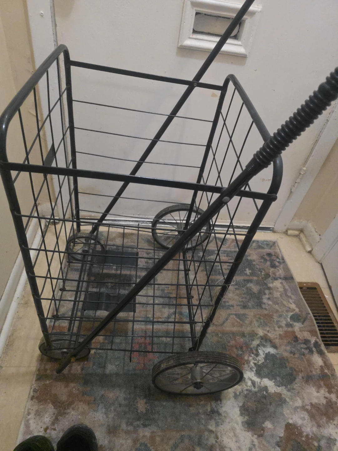 Black Metal Shopping Cart