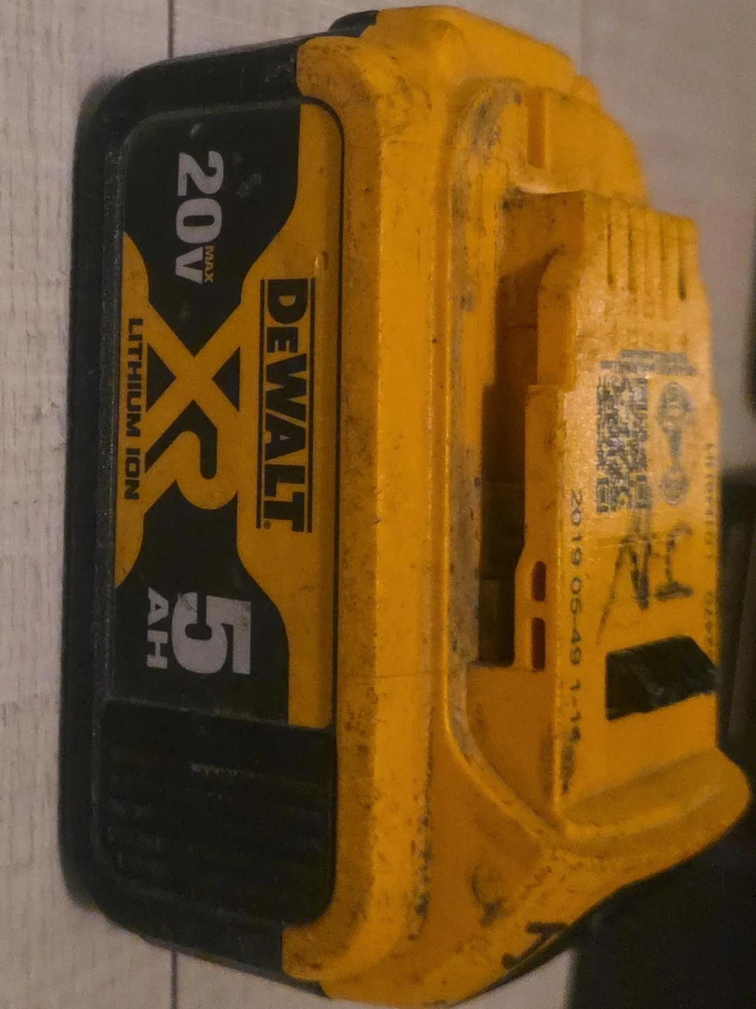 DeWalt 20V MAX XR 5.0 Ah Lithium Ion Battery