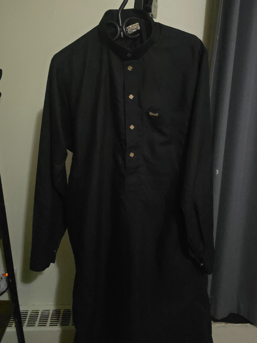 Black Al-Riyam  mens thobe