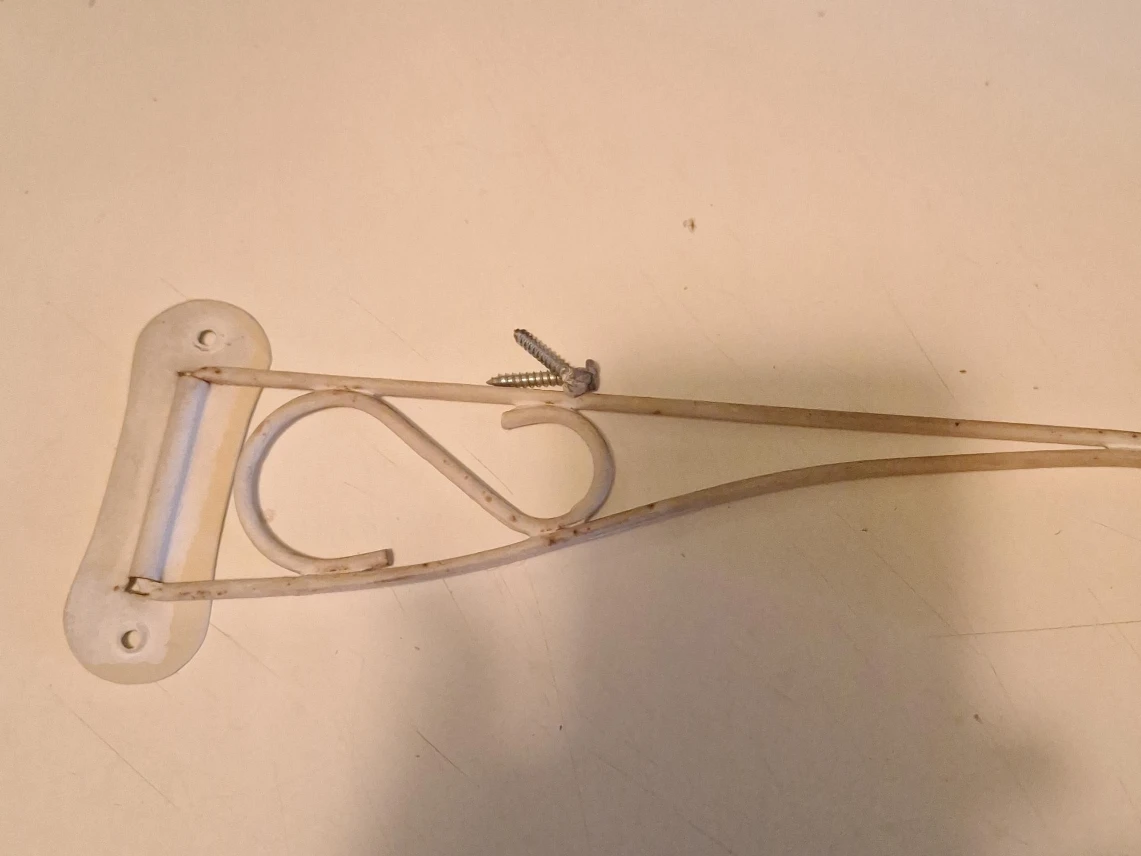 White Metal Plant Hanger Bracket with Screws