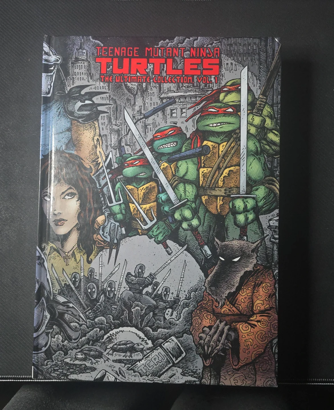 Teenage Mutant Ninja Turtles: The Ultimate Collection Vol. 1