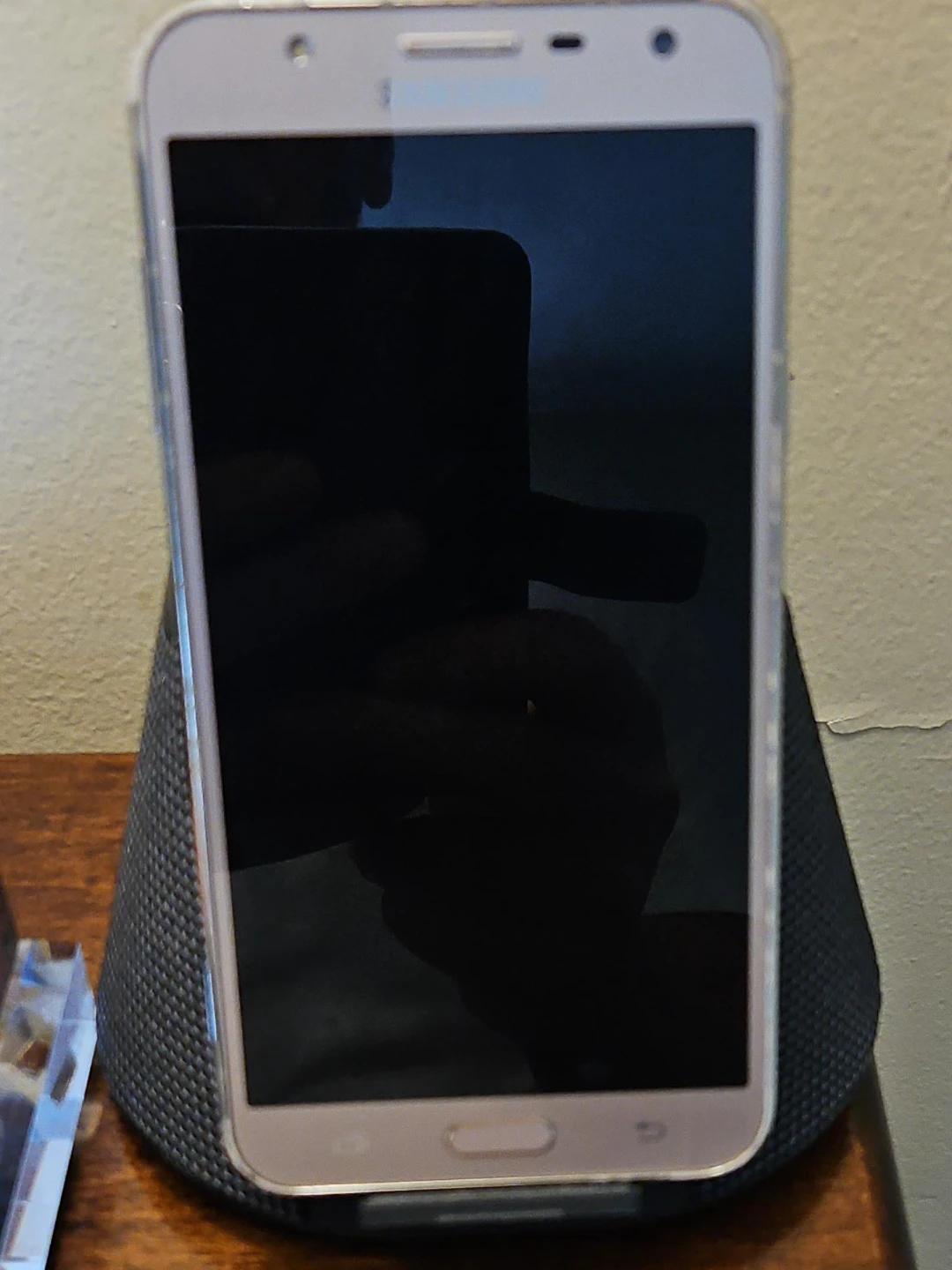 Samsung Galaxy J7 Smartphone