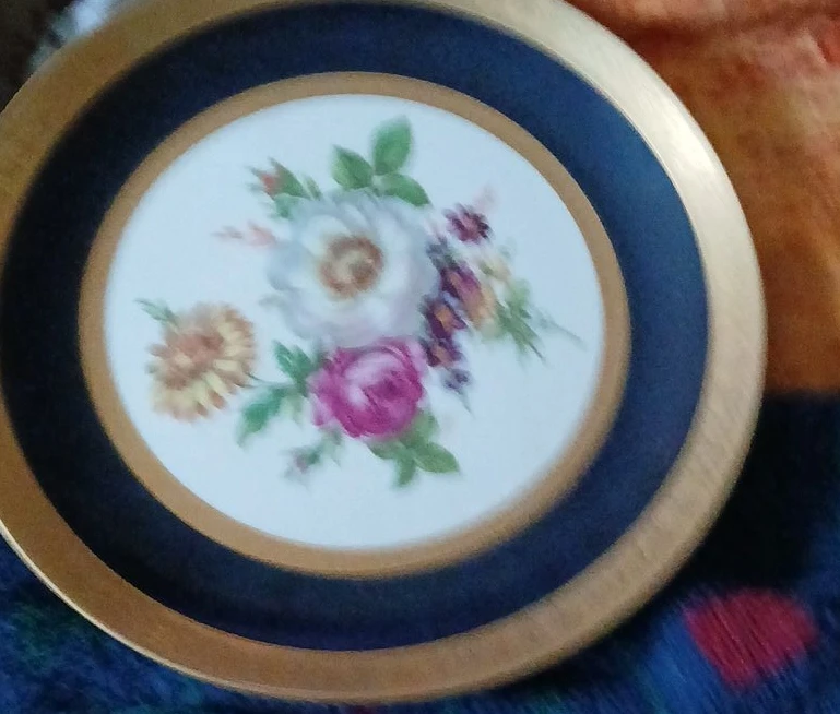 Decorative Plate with Floral Design