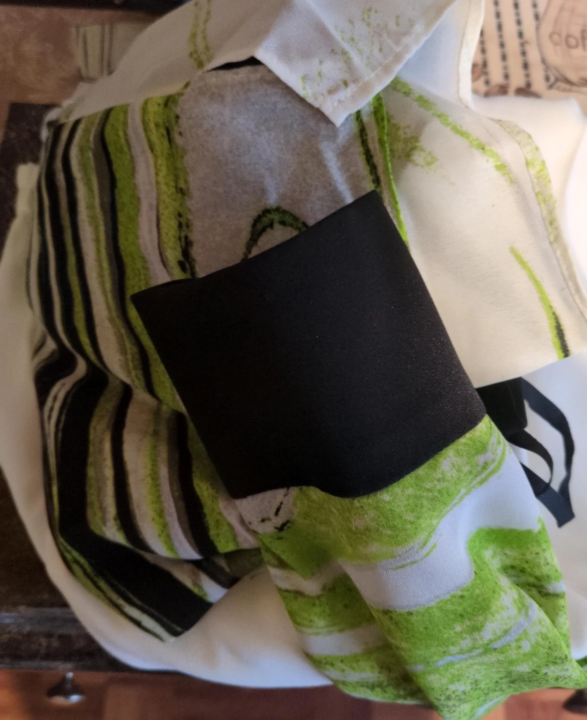 Abstract Print outfit