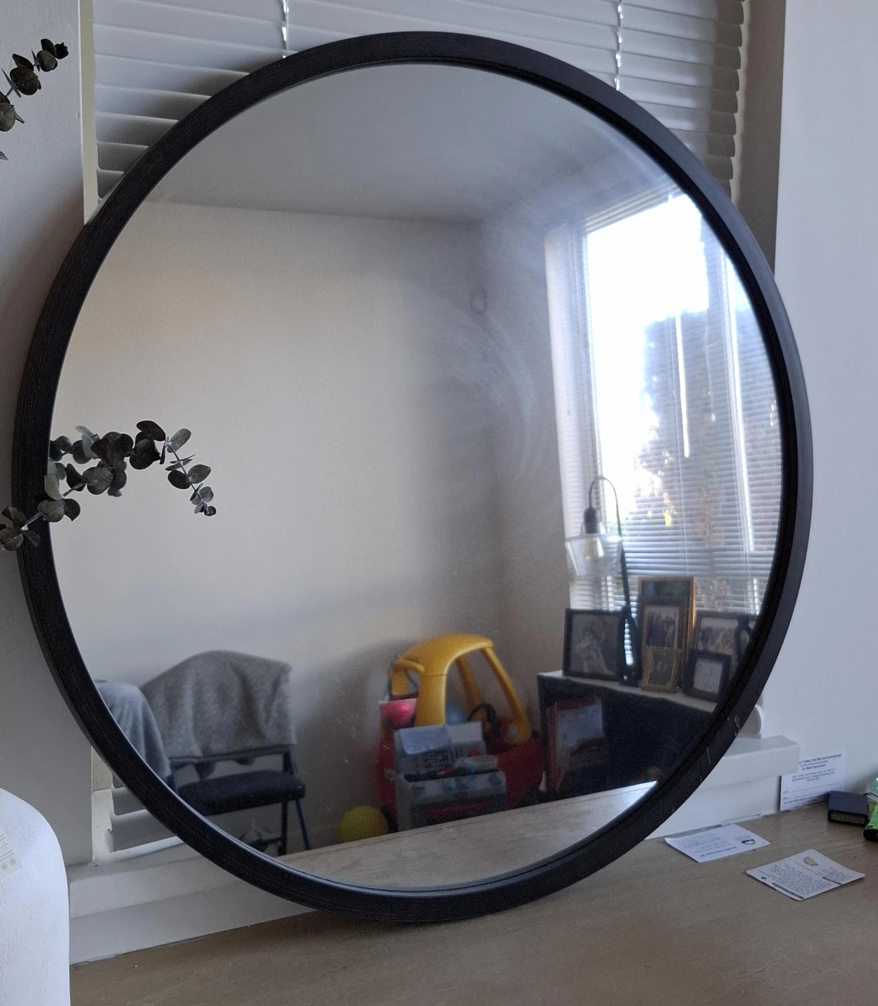 Round Wall Mirror with Black Frame - photo 4