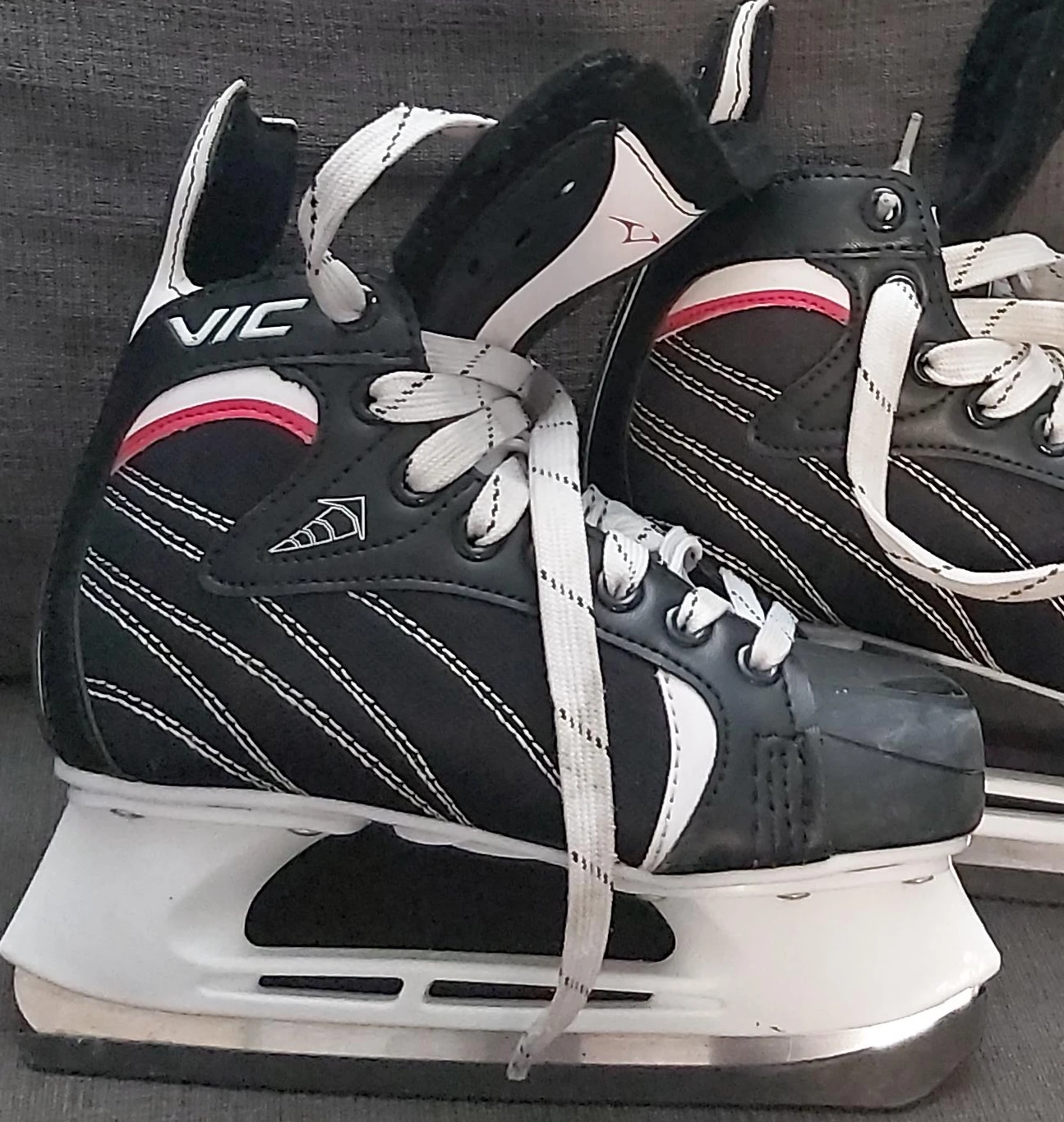 VIC Hockey Skates