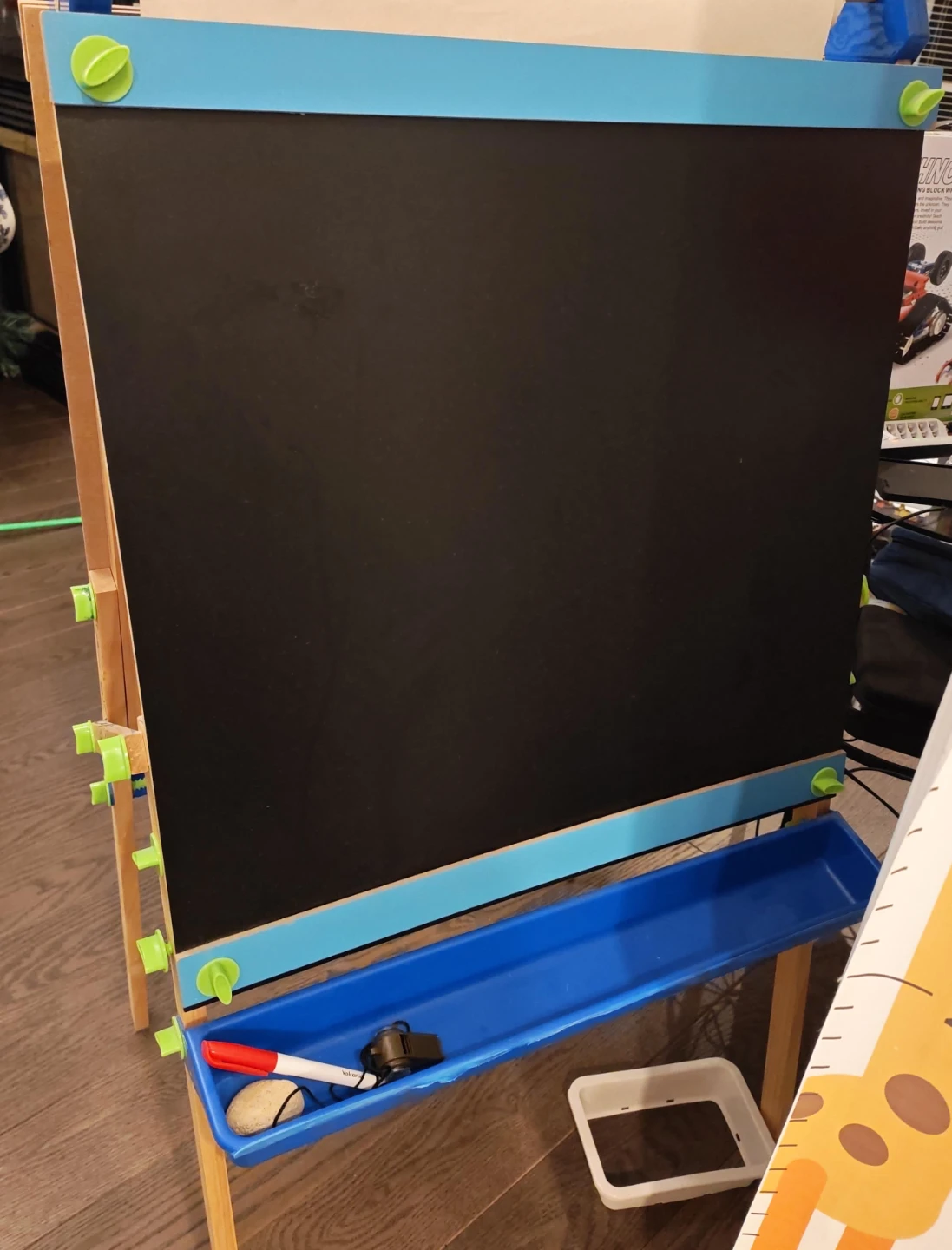 Adjustable Double-Sided Easel for Kids