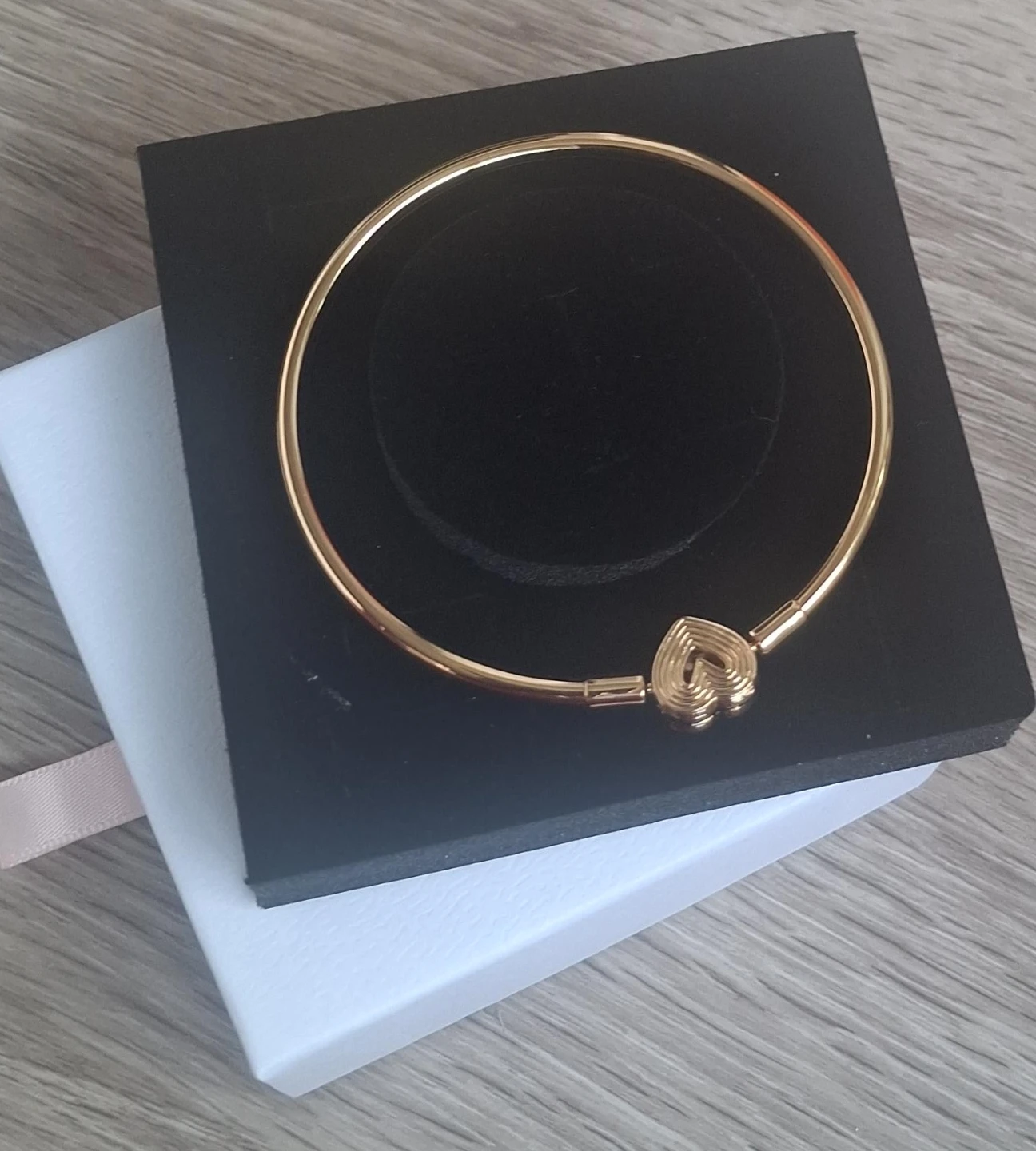 Pandora Gold Bangle Bracelet with Heart Clasp