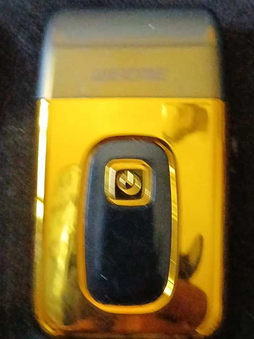 Brand new travel shaver