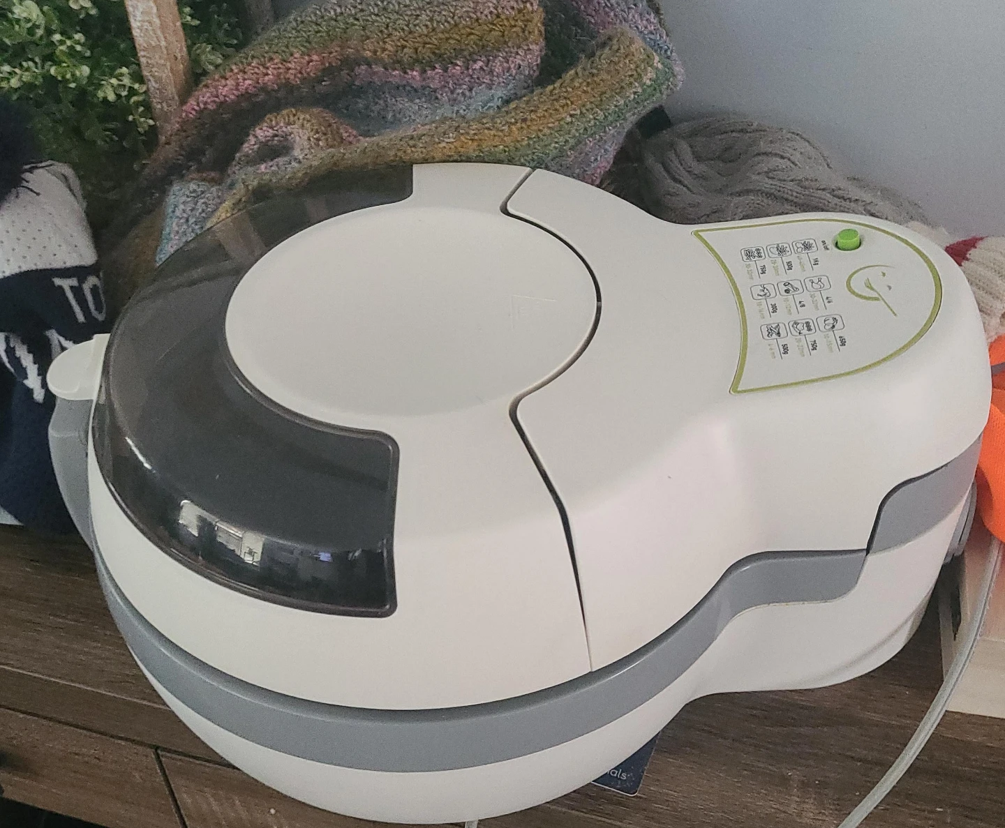White Electric Air Fryer