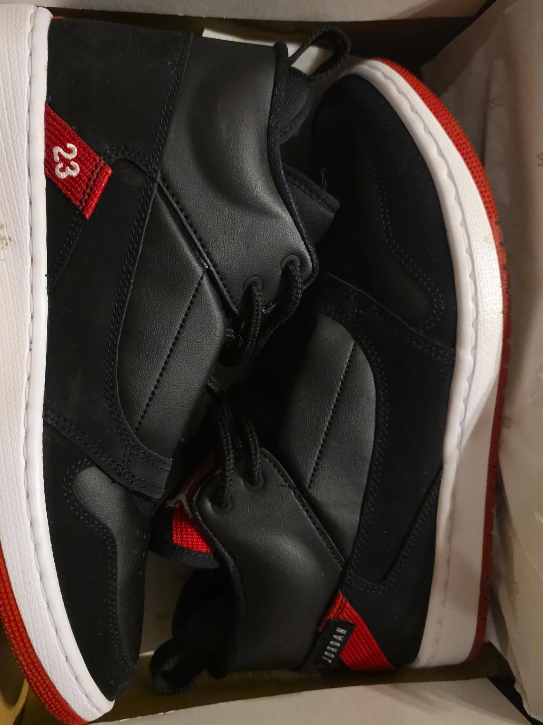 Jordan Fadeaway Basketball Shoes Black/White/Gym Red