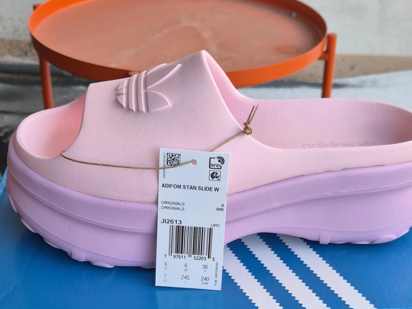 BRAND NEW/ NEVER WORN