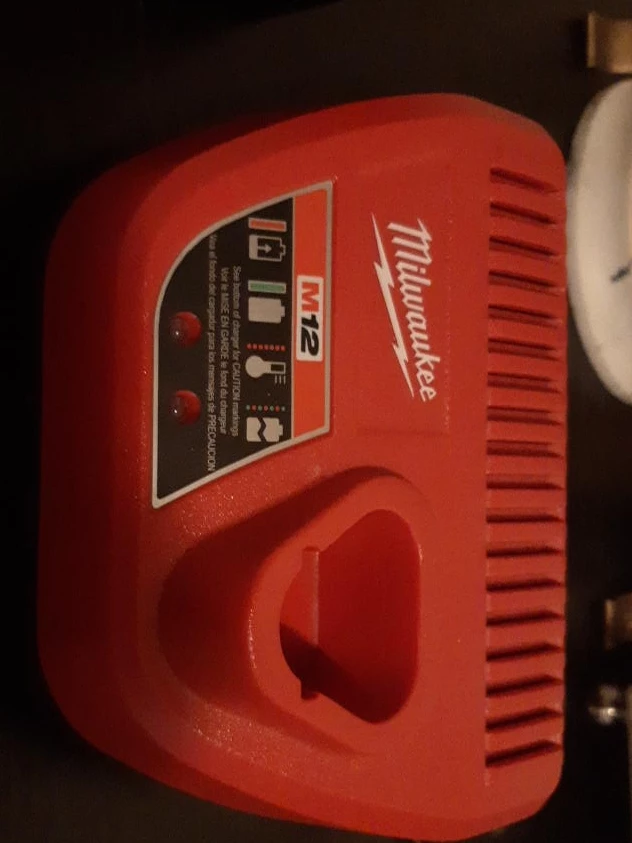 Milwaukee M12 Battery Charger