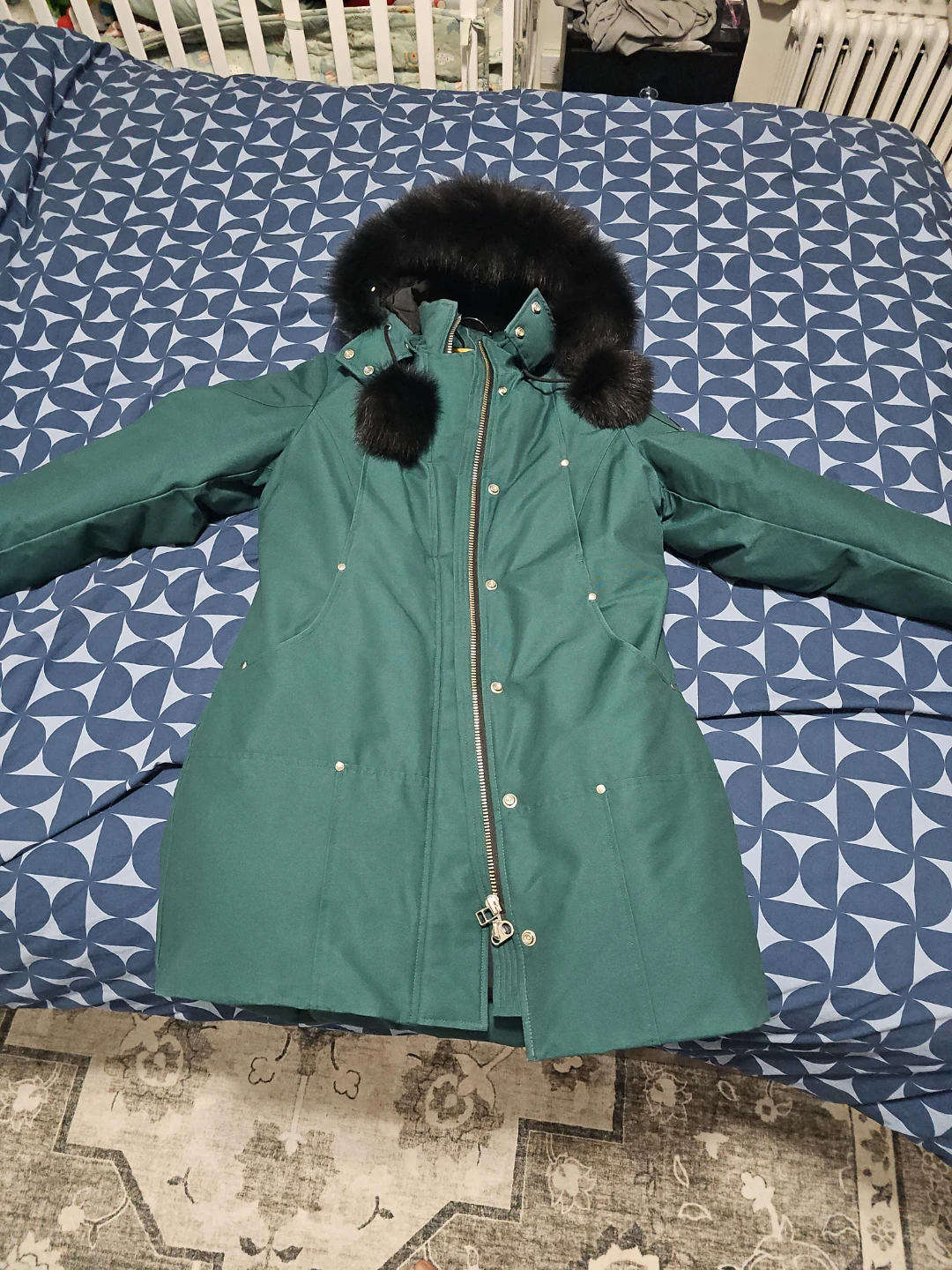 Moose knuckles Green Down Puffer Coat with Fur Hood