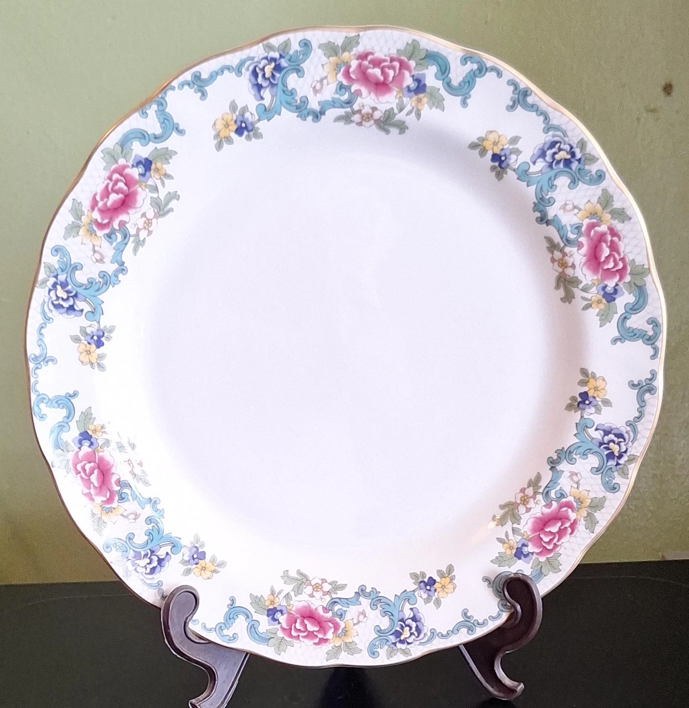 Decorative Floral Plate