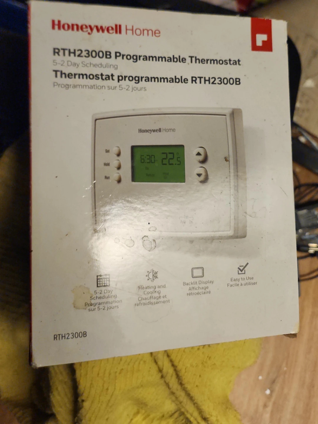 Honeywell Home RTH2300B Programmable Thermostat