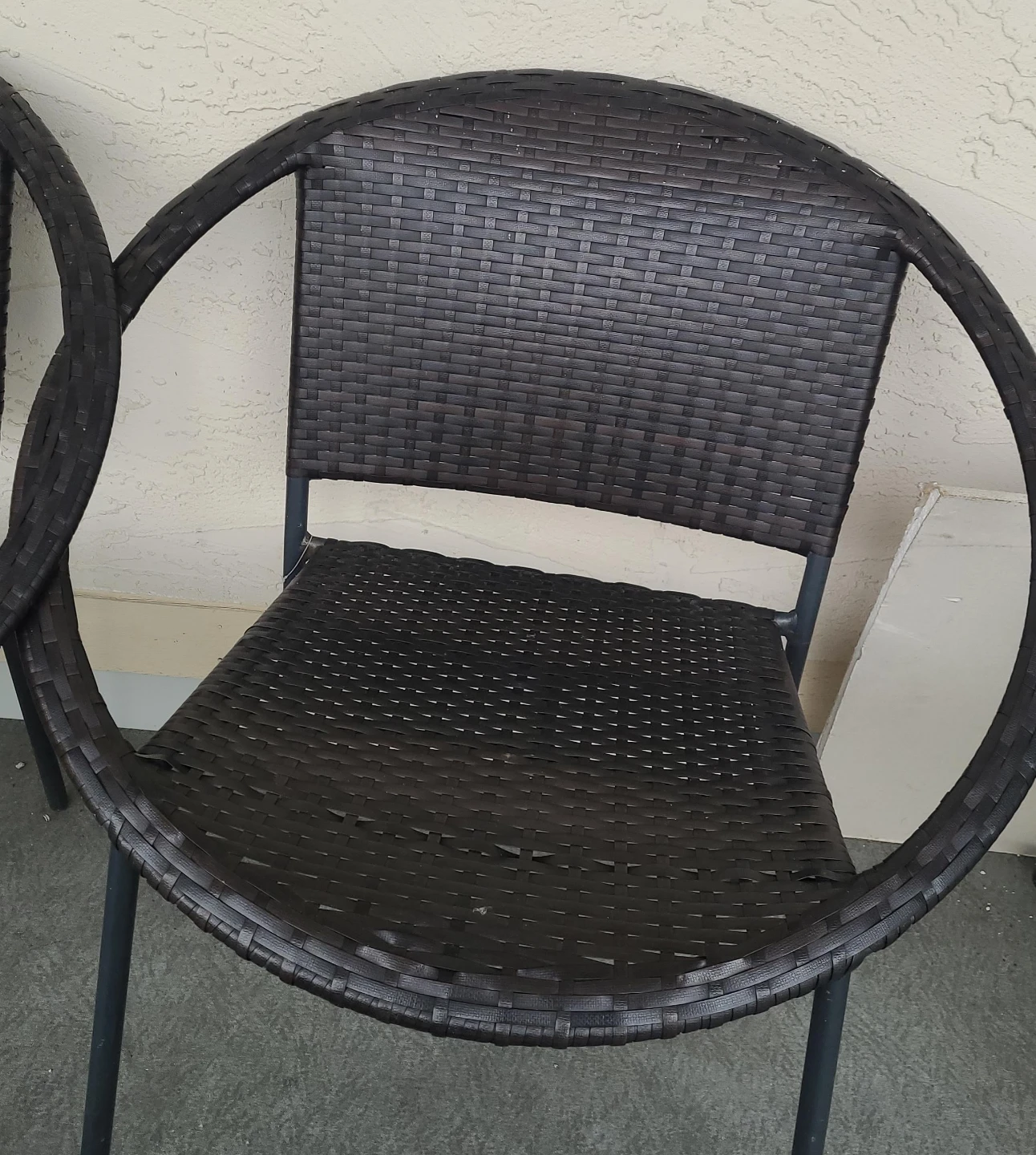 Woven Patio Chair there is two brand new , the table is extra