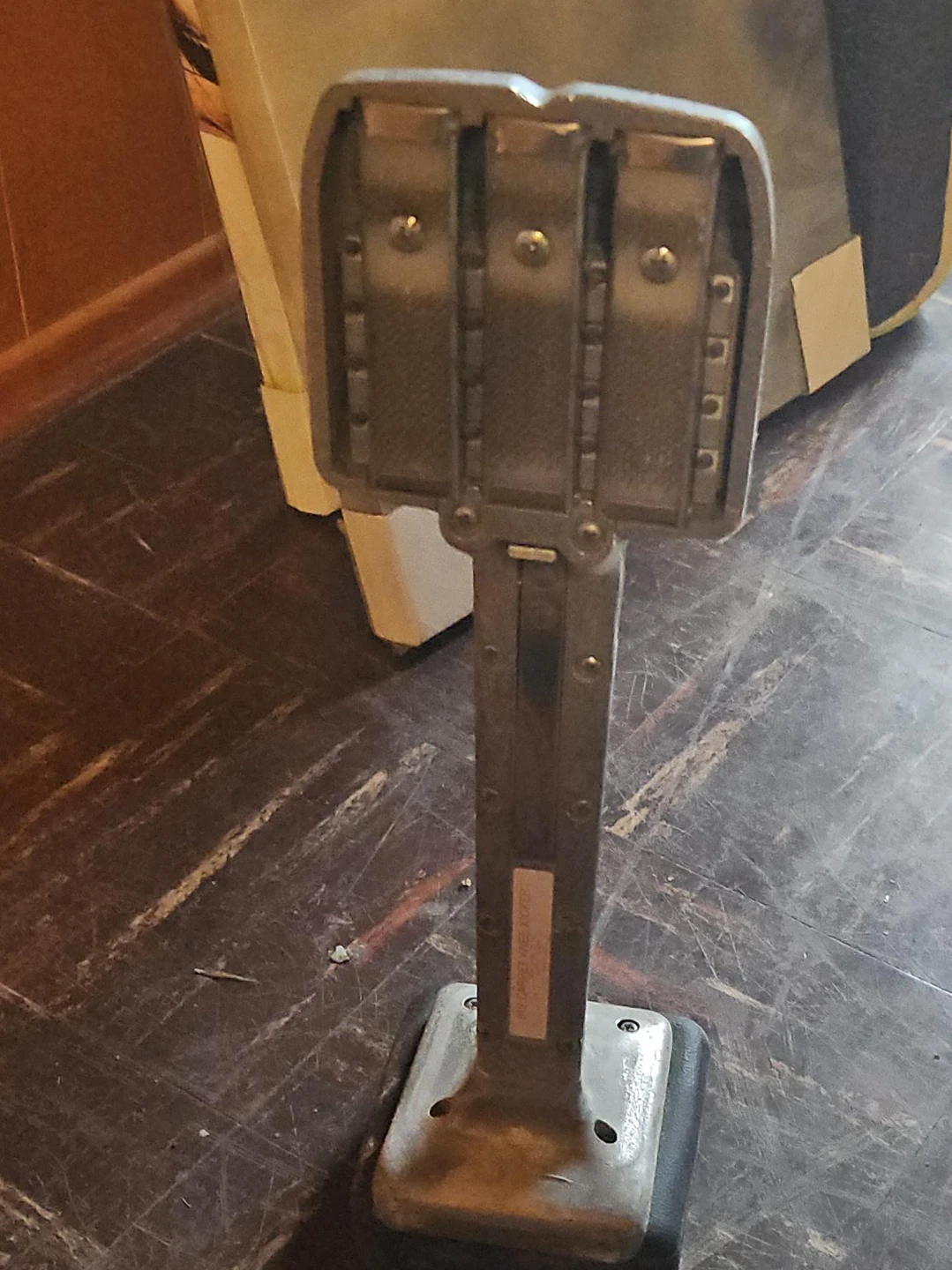 Heavy Duty Carpet Wheel Holder