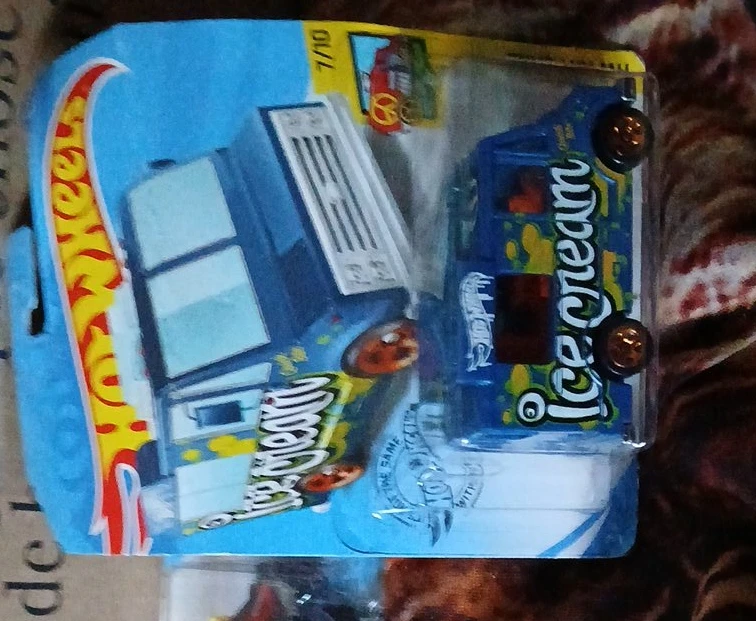 Hot Wheels Ice Cream Truck