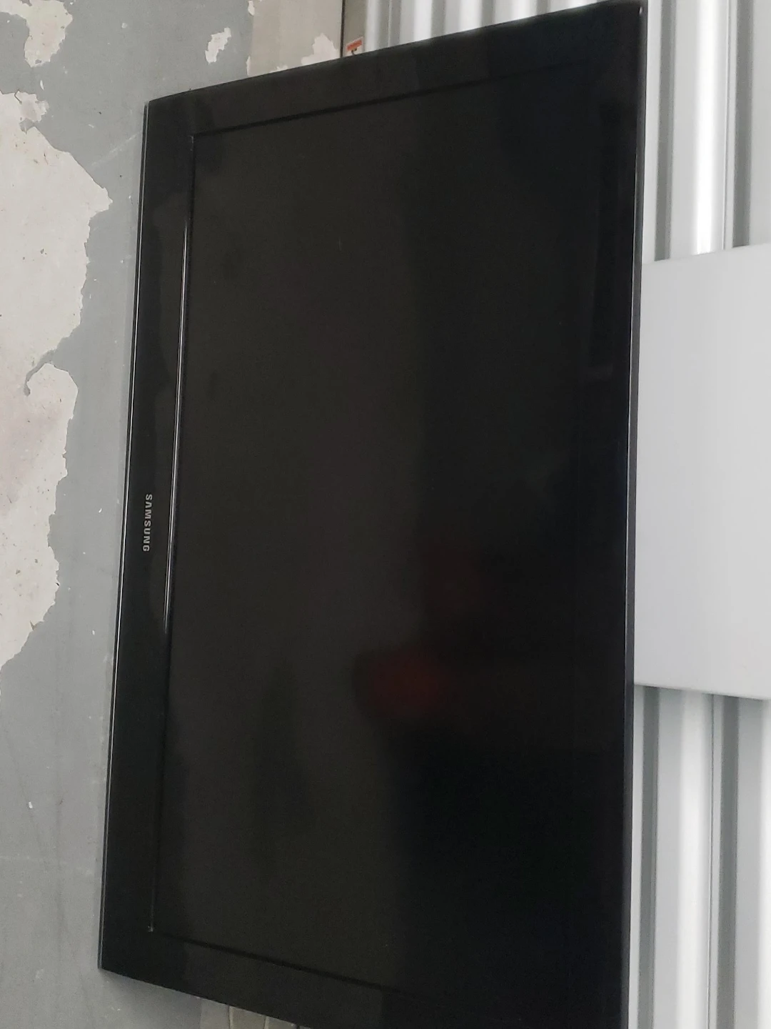 Samsung Flat Screen TV