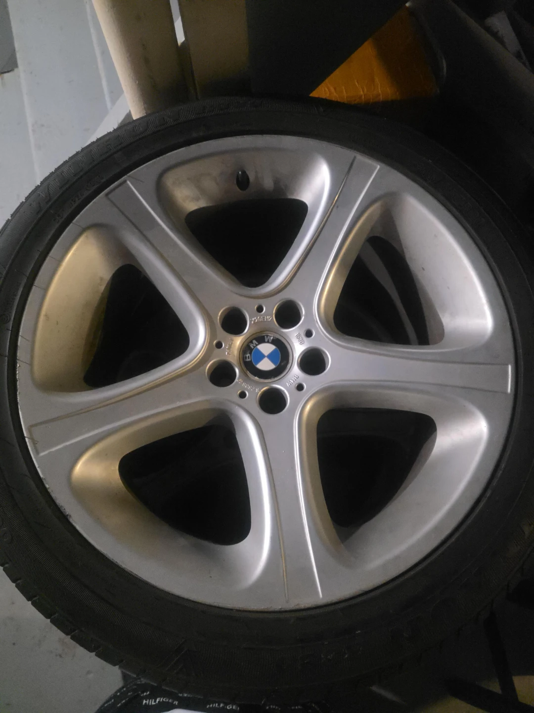 Set of 4 BMW Alloy Wheels with Michelin Tires 315/35ZR20