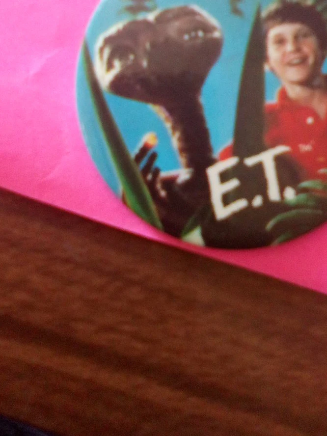 E.T. the Extra-Terrestrial Pin