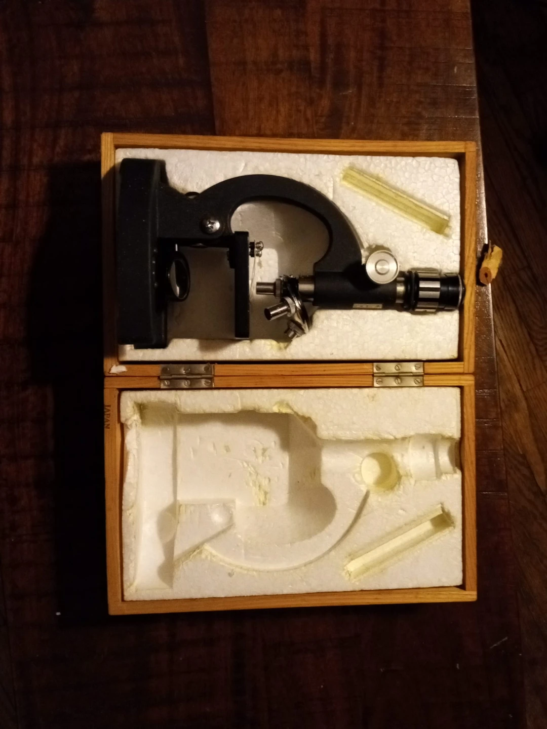 Scope Research Microscope Model 5011