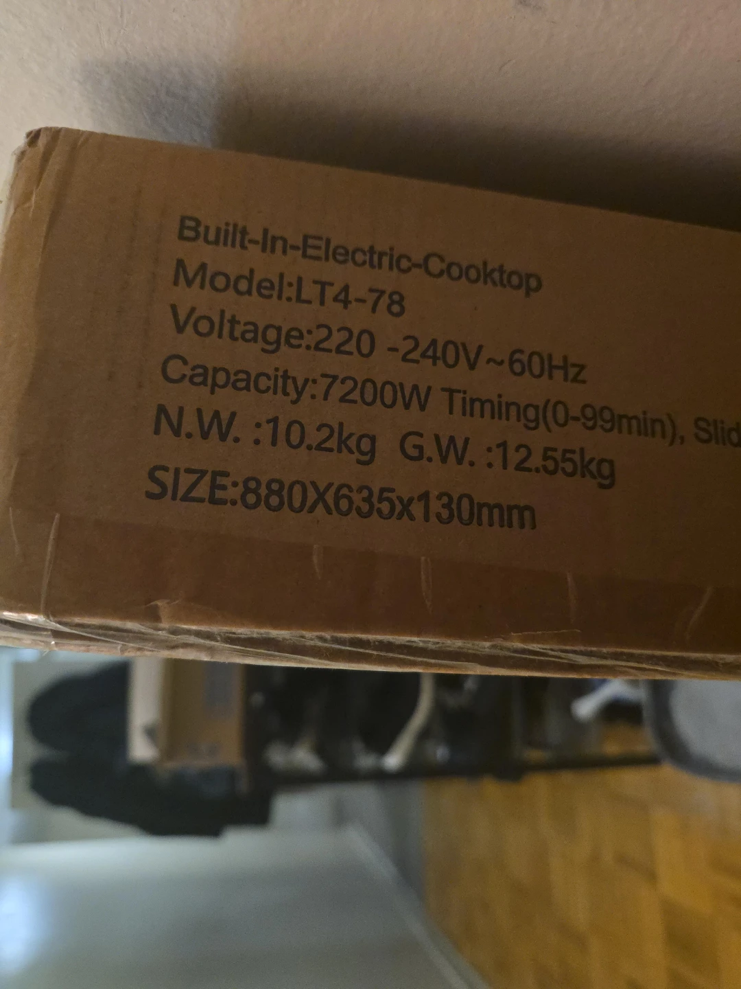 Built-In Electric Cooktop Model LT4-78
