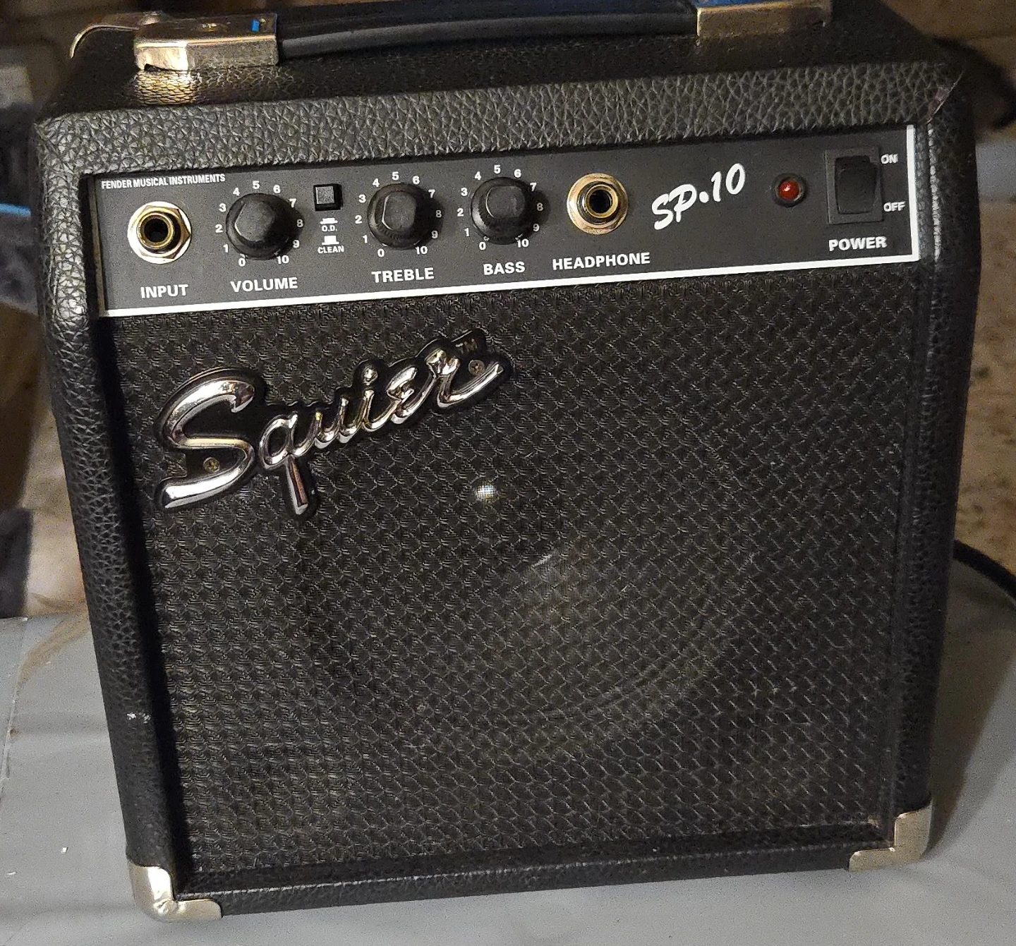 Squier SP-10 Guitar Amplifier