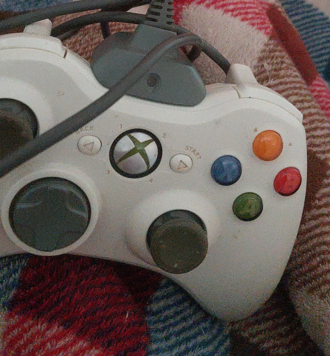 White Xbox 360 Wired Controller