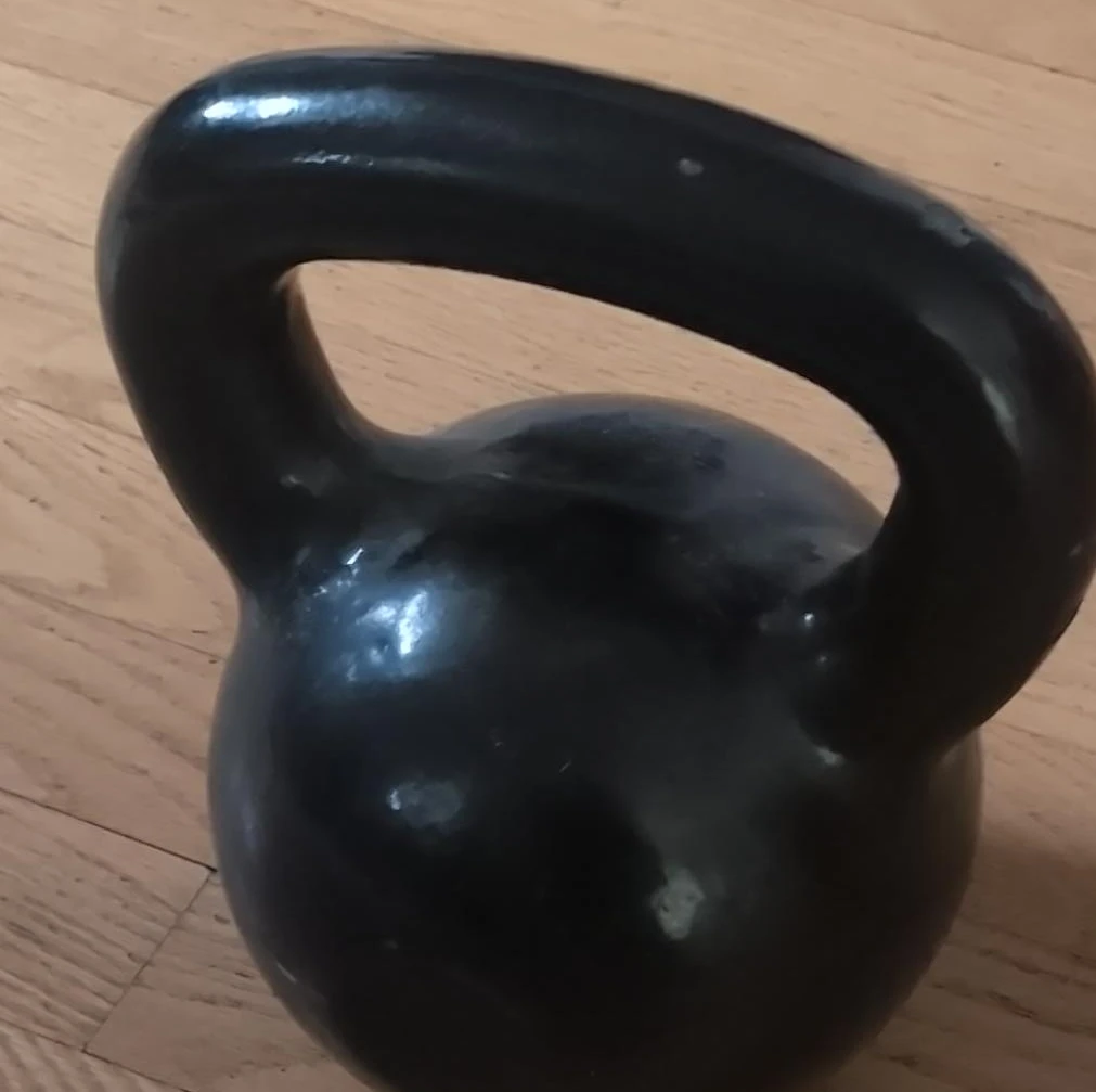 CAP Barbell 35 lb Kettlebell - photo 2