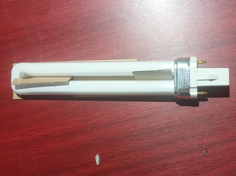 8 small Fluorescent Light Tubes
