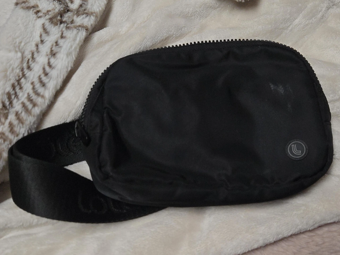 Lolé Belt Bag - Black