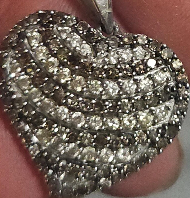 Diamond Heart Pendant 10k