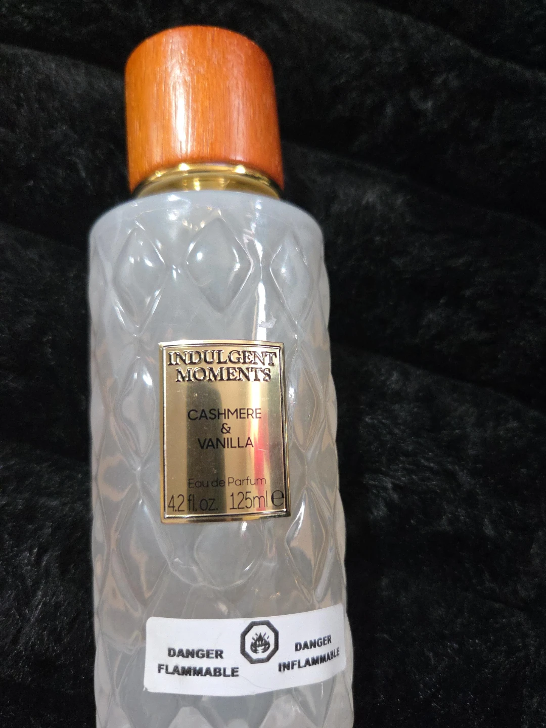 Indulgent Moments Cashmere & Vanilla Eau de Parfum 125ml