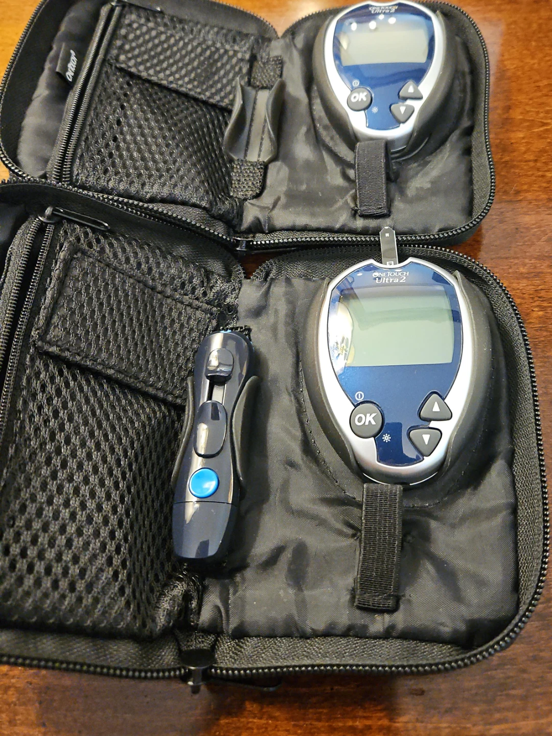 OneTouch Ultra 2 Diabetes Blood Glucose Monitor Kit with Case