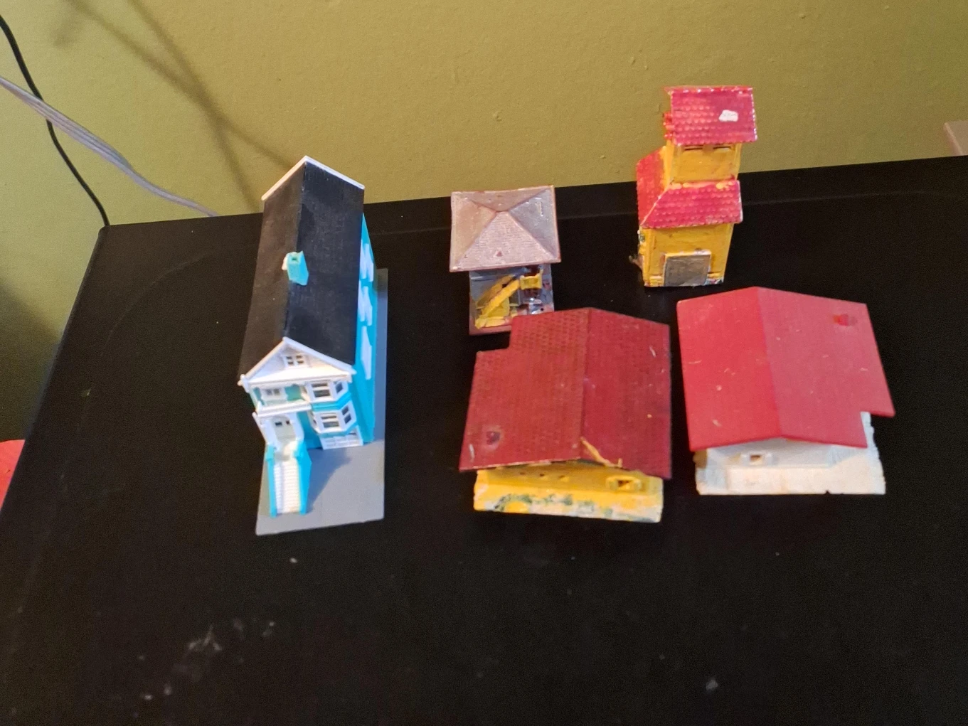 Collection of miniature N scale train set houses