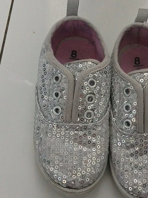 Toddler Girls Silver Sequin Slip-On Shoes - Size 8