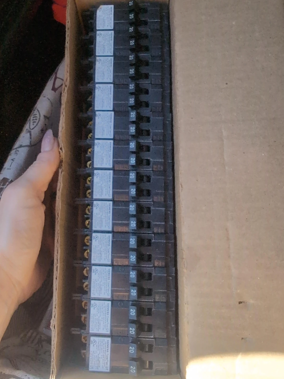 Siemens Type QT 20 Amp Circuit Breakers (12 Total)