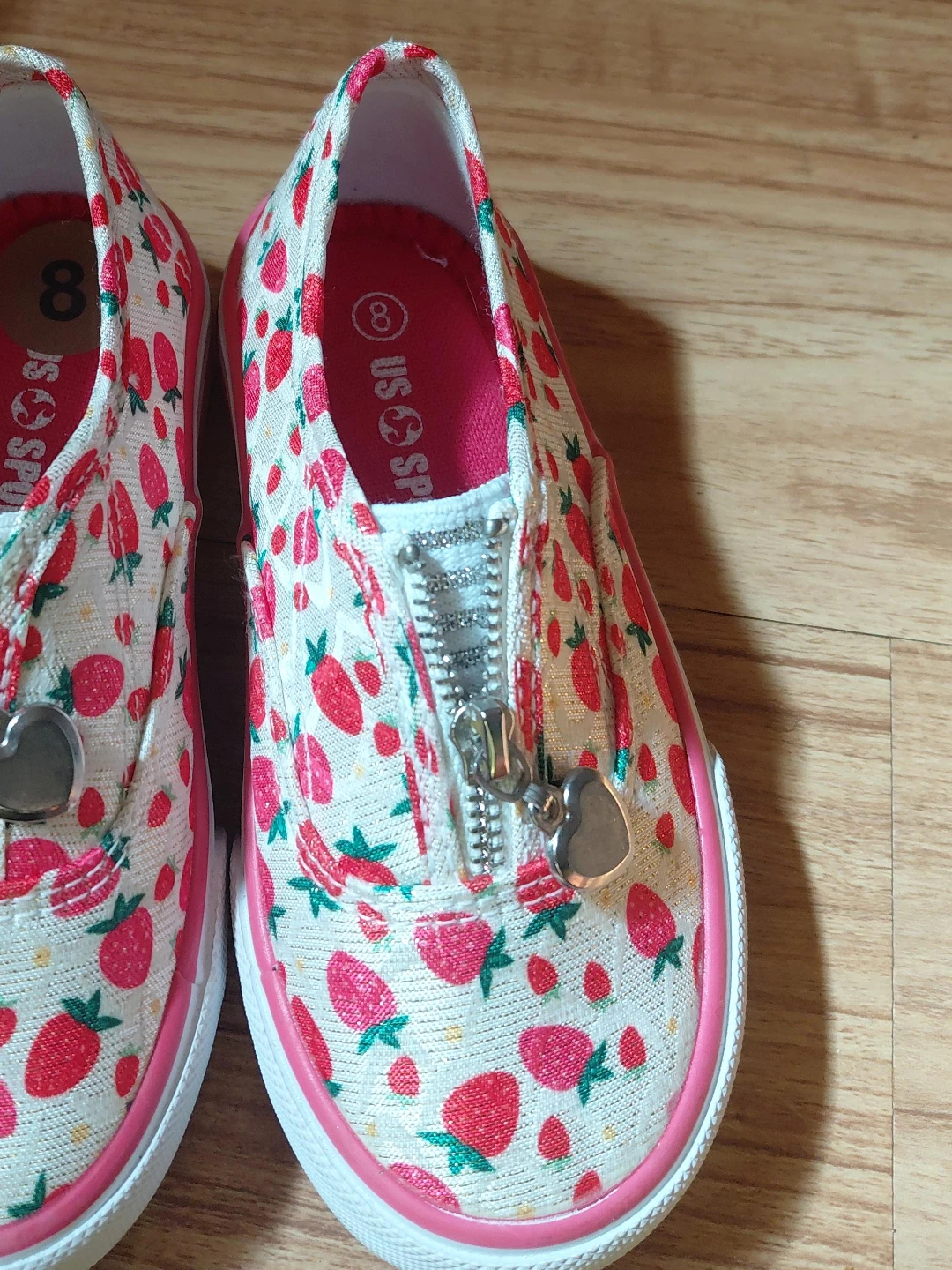 US Sports Girls Strawberry Print Slip-On Shoes Size 8