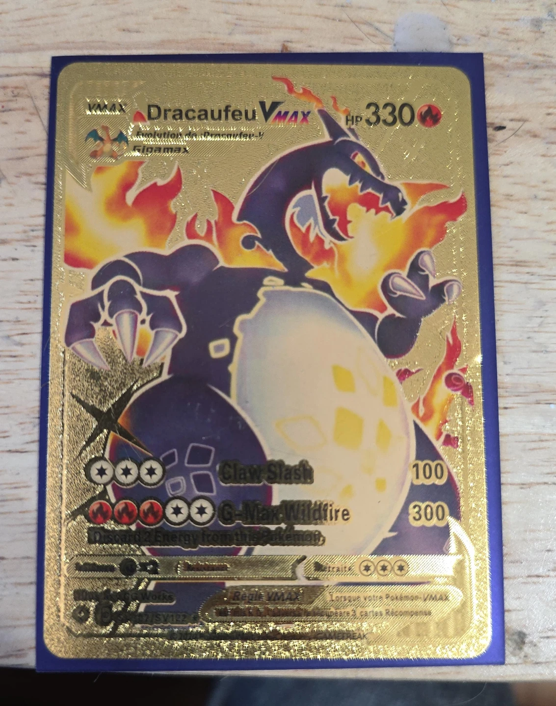 Pokemon Dracaufeu VMAX Gold Card